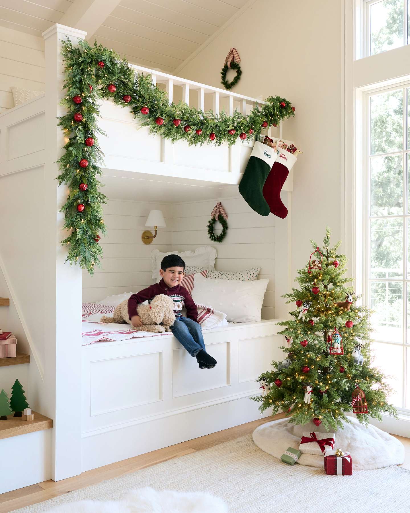 Outdoor Cedar Woods Garland